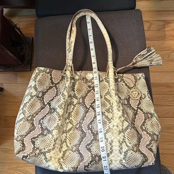 Anne Klein Handbags - Anne Klein Brand New soft Absolutely Beautiful Bag!!
